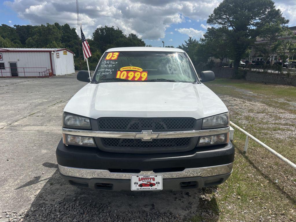2003 Chevrolet Silverado HD's photo